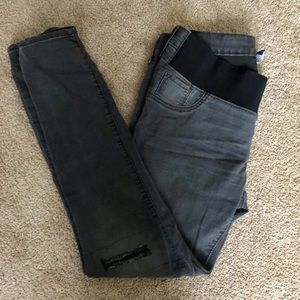 Grey Maternity distressed Ankle Jeans